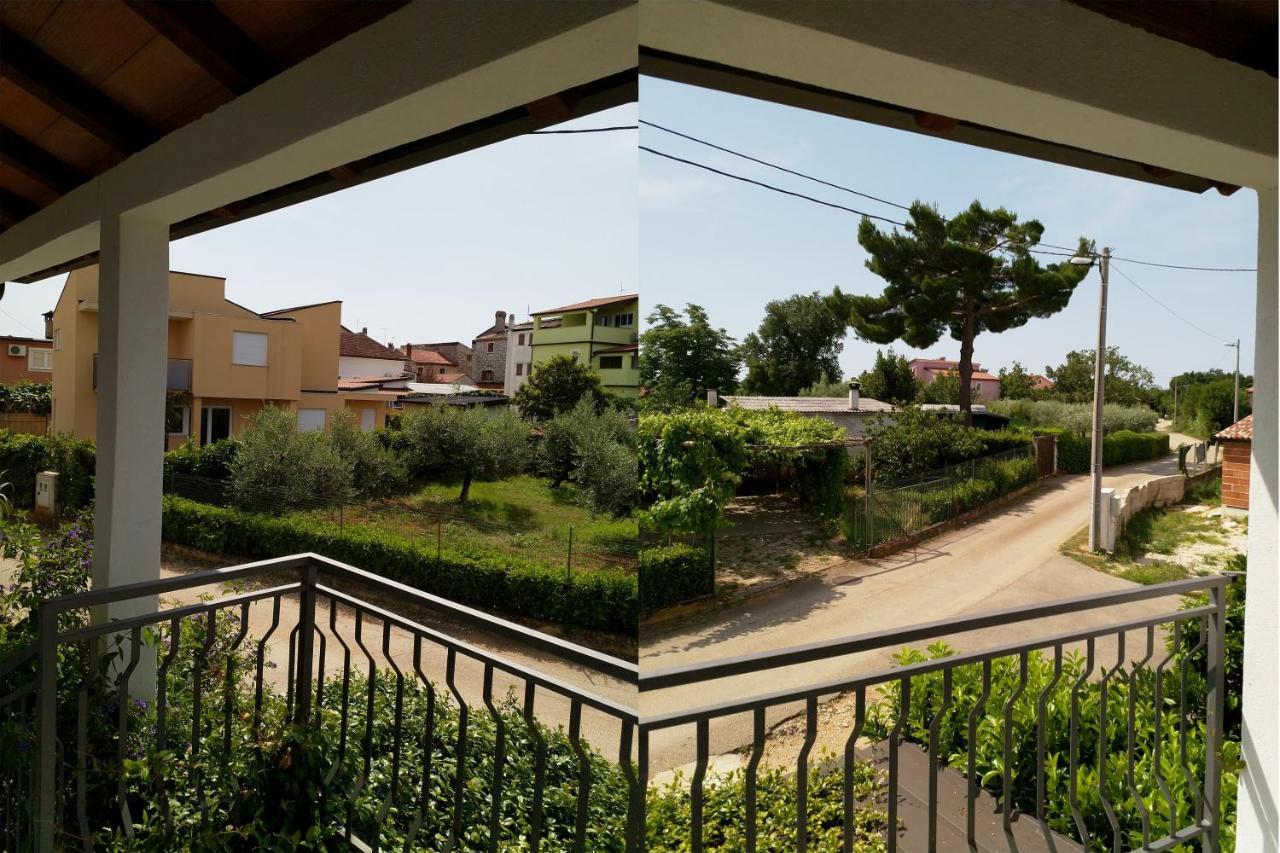 Happy Home Petrovija Exterior photo